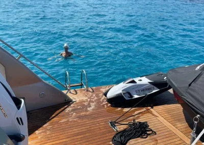 Aicon 64 à la location Jacob Yachting en Méditerranée, Côte d'Azur, Saint-Tropez