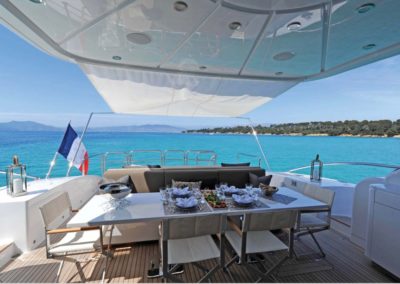 Léopard 31 à la location Jacob Yachting en Méditerranée, Côte d'Azur, Saint-Tropez
